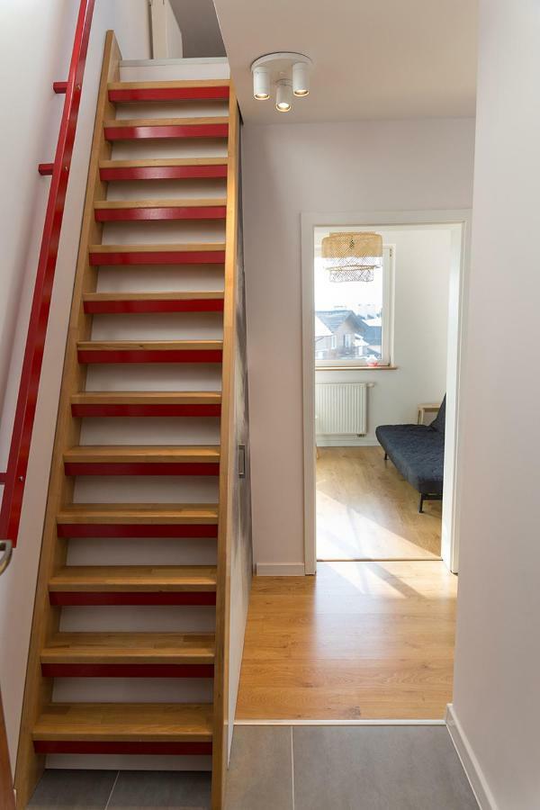 טיצ'י Timegoesslow Cozy Attic City Center מראה חיצוני תמונה